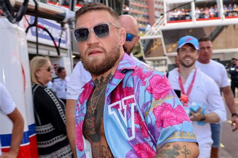 McGregor's Mascot Encounter: A Lesson in Sportsmanship or Lack Thereof?